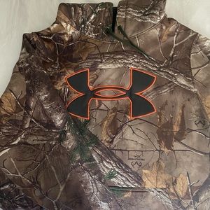 under armour fleece logo hoodie men’s size medium